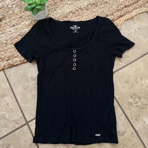 RIBBED BUTTON DOWN TOP - Picture 1 of 5